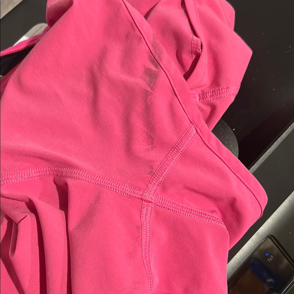 Lululemon Women's Pink Athletic Shorts - Picture 9 of 9